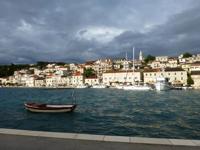 Povlja